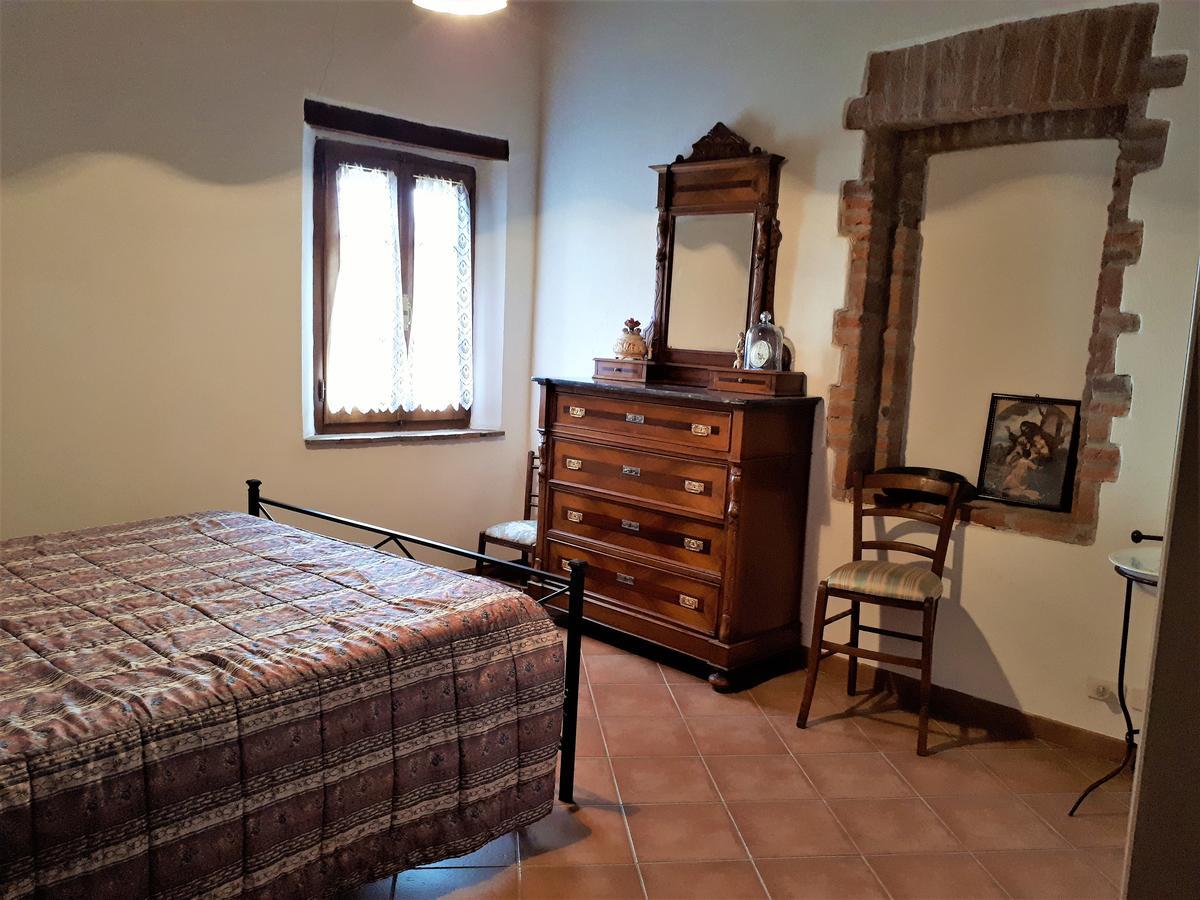 Antica Torre "La Casalta" Apartment Petroio Екстериор снимка